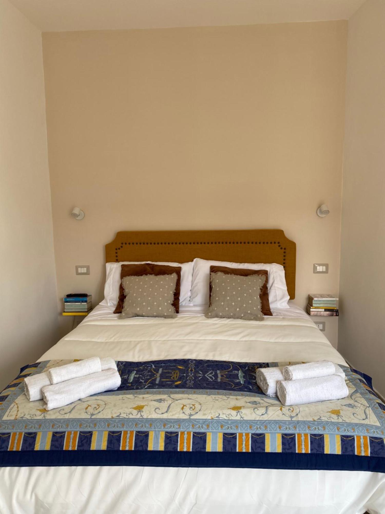 All'Imbrunire Exlusive Apartment Salerno Exterior photo